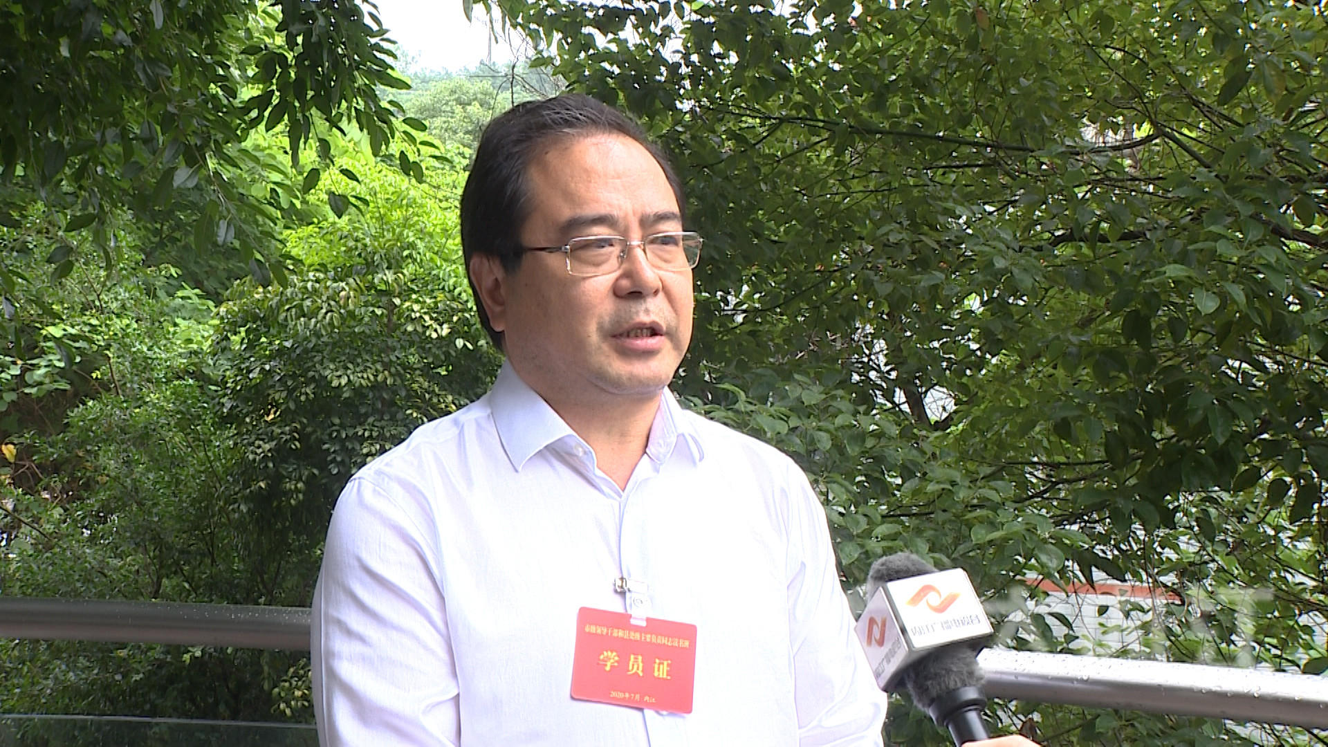 281698_1594902305697400.jpg 281698_1594902305697400.jpg