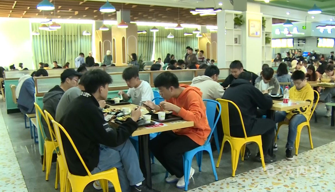 281877_1605318740947074.jpg 光4.jpg