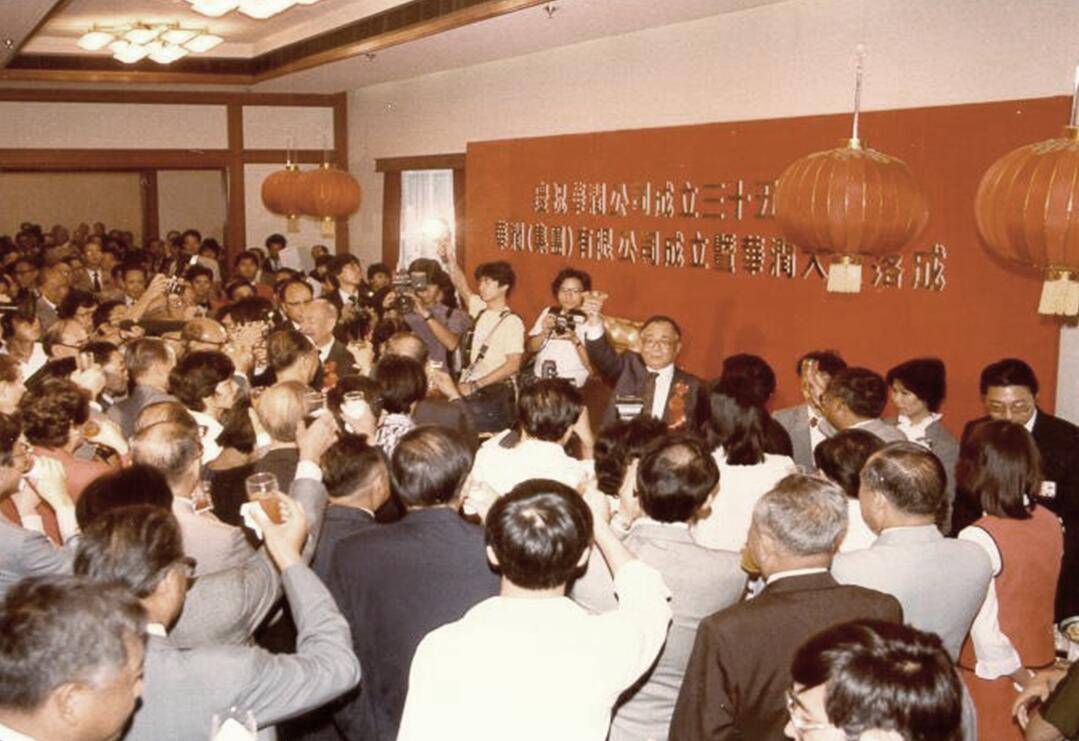 280037_1600656345885020.jpg 1600613294156097997.jpg