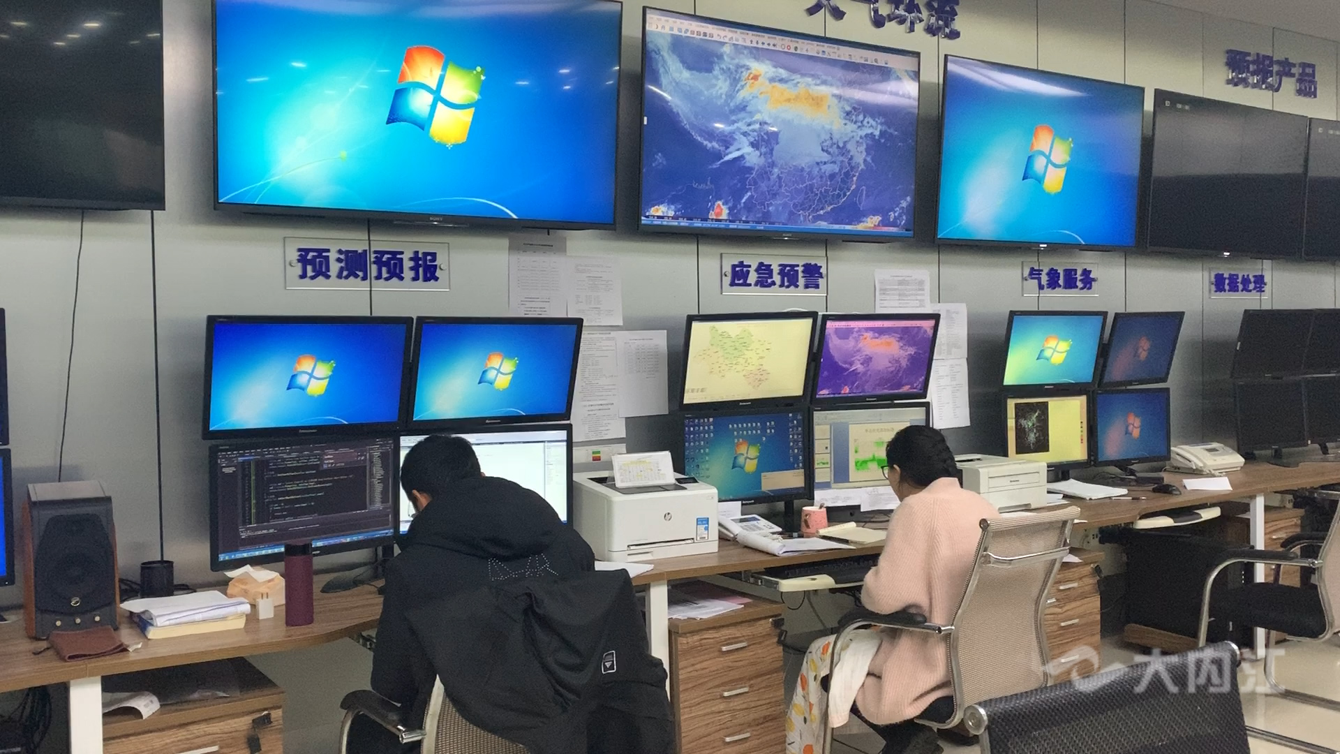 281877_1603784526213590.jpg 秋1.jpg