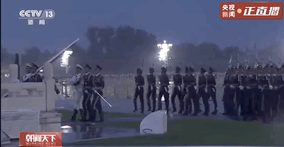 281886_1601514452711982.gif 6.gif