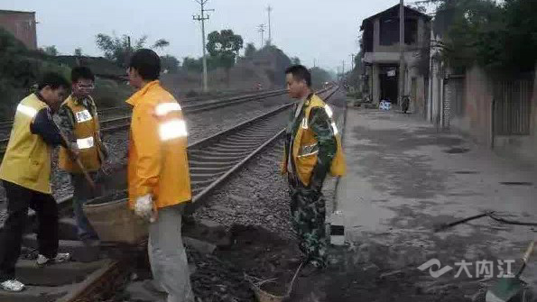 281877_1612575169390065.jpg f305daf950673f0146dabe4944ddf52.jpg