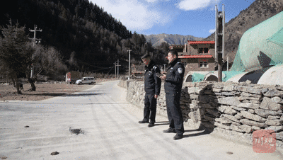 282022_1612318631466137.gif 2.gif