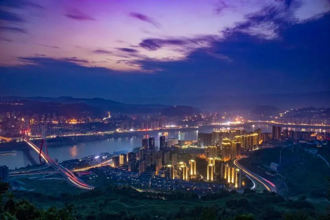 282377_1612508731995118.jpg 重庆16.jpg
