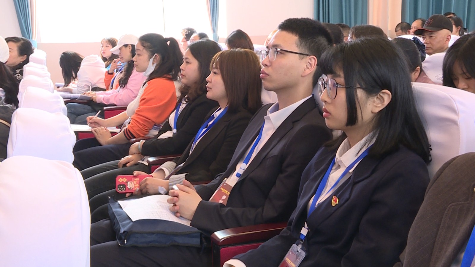 281921_1619022800258423.jpg 729_4711_01.00_00_55_01.Still005.jpg