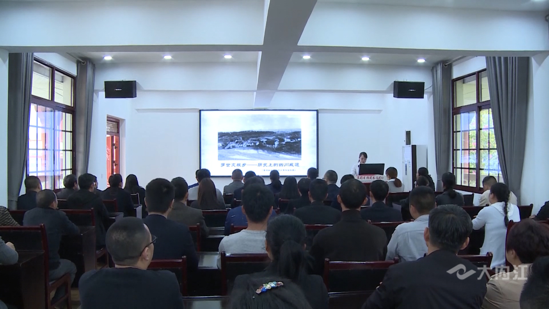 282035_1619079542118126.jpg 14.jpg