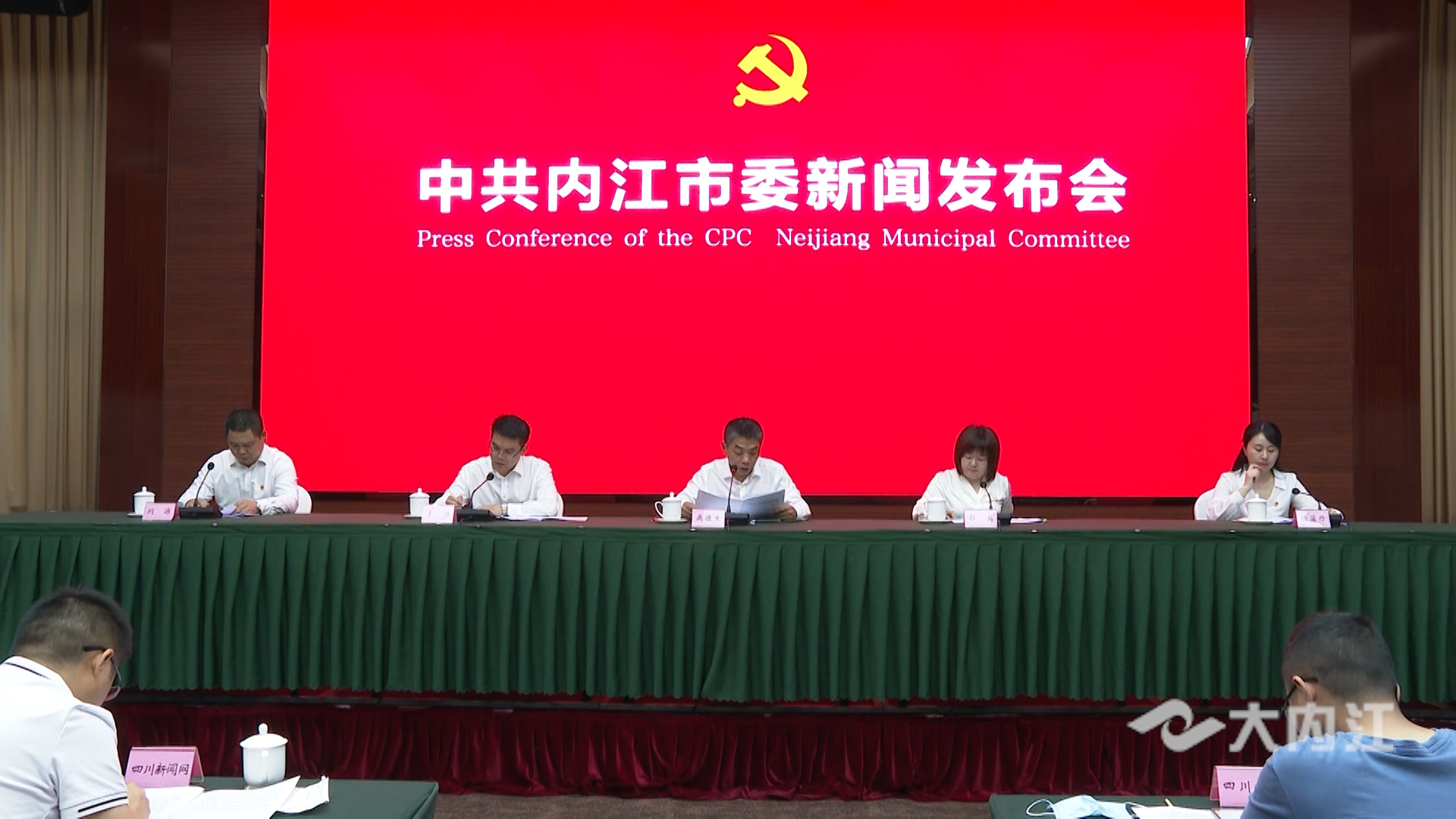 282035_1624535551743417.jpg 24.jpg