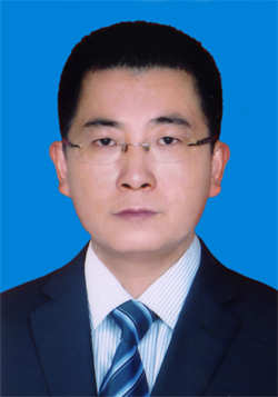 黄鼎峰.jpg