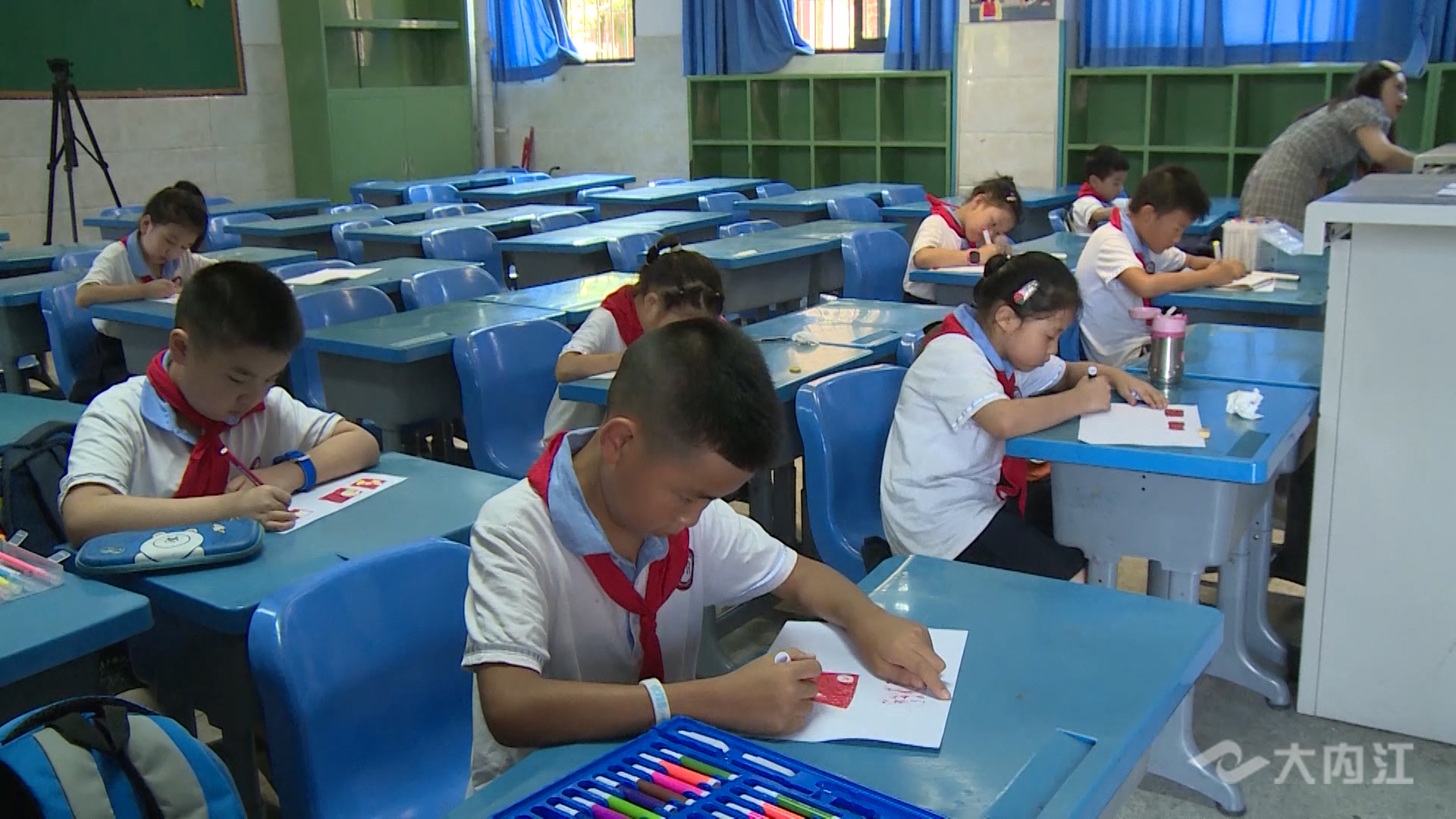 286258_1627707200423472.jpg 666.00_03_55_02.静止160.jpg