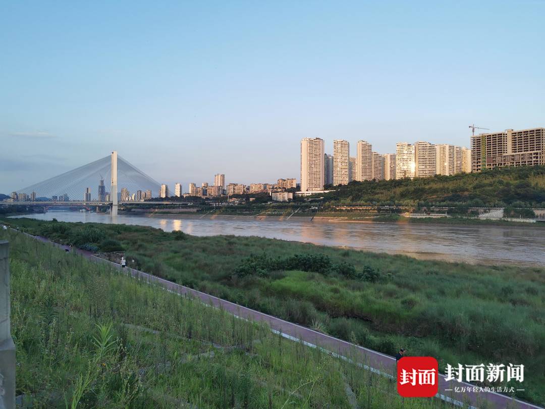 288267_1627525700633606.jpg 4.jpg