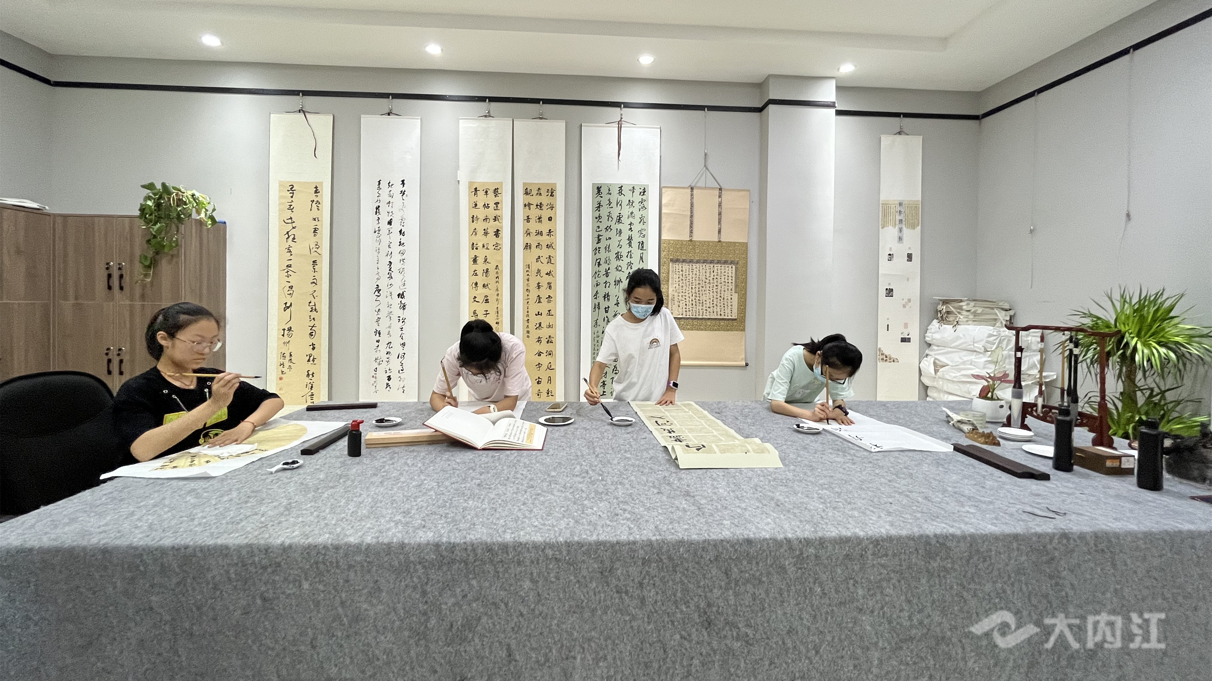 320608_1661845747801206.jpg 2204.jpg