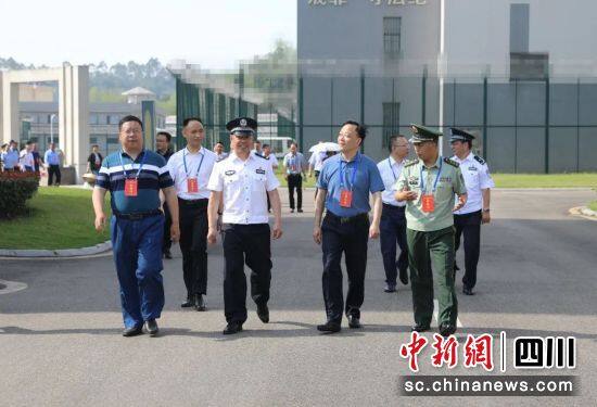 参观现场。内江监狱供图 参观现场。内江监狱供图